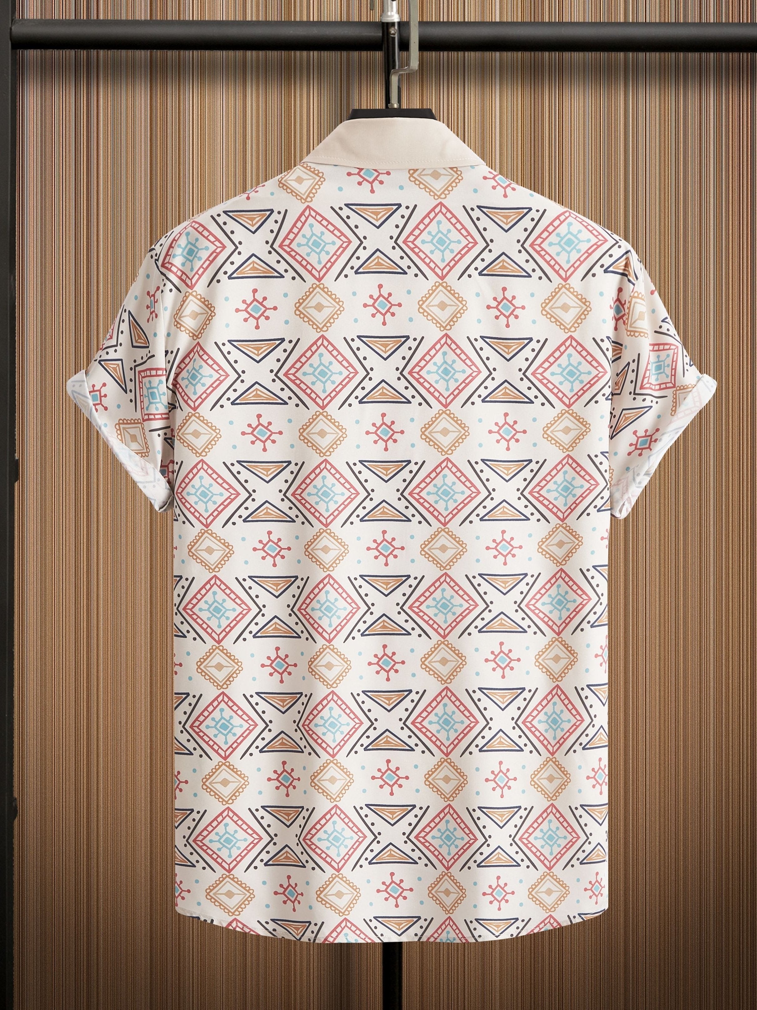 Retro Herrenhemd – Boho Stil Kurzarm für Sommerurlaub