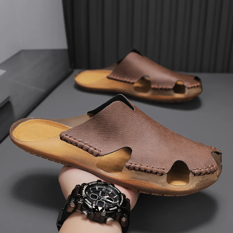 Große Herren-Ledersandalen für den Sommer