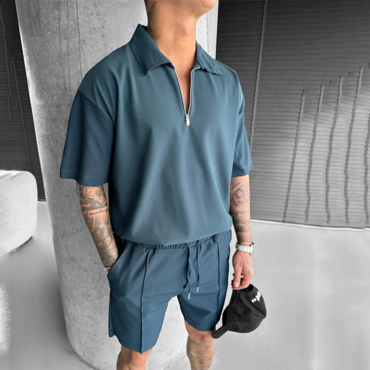 Sommer-Set für Herren: Polo mit Reißverschluss & Shorts