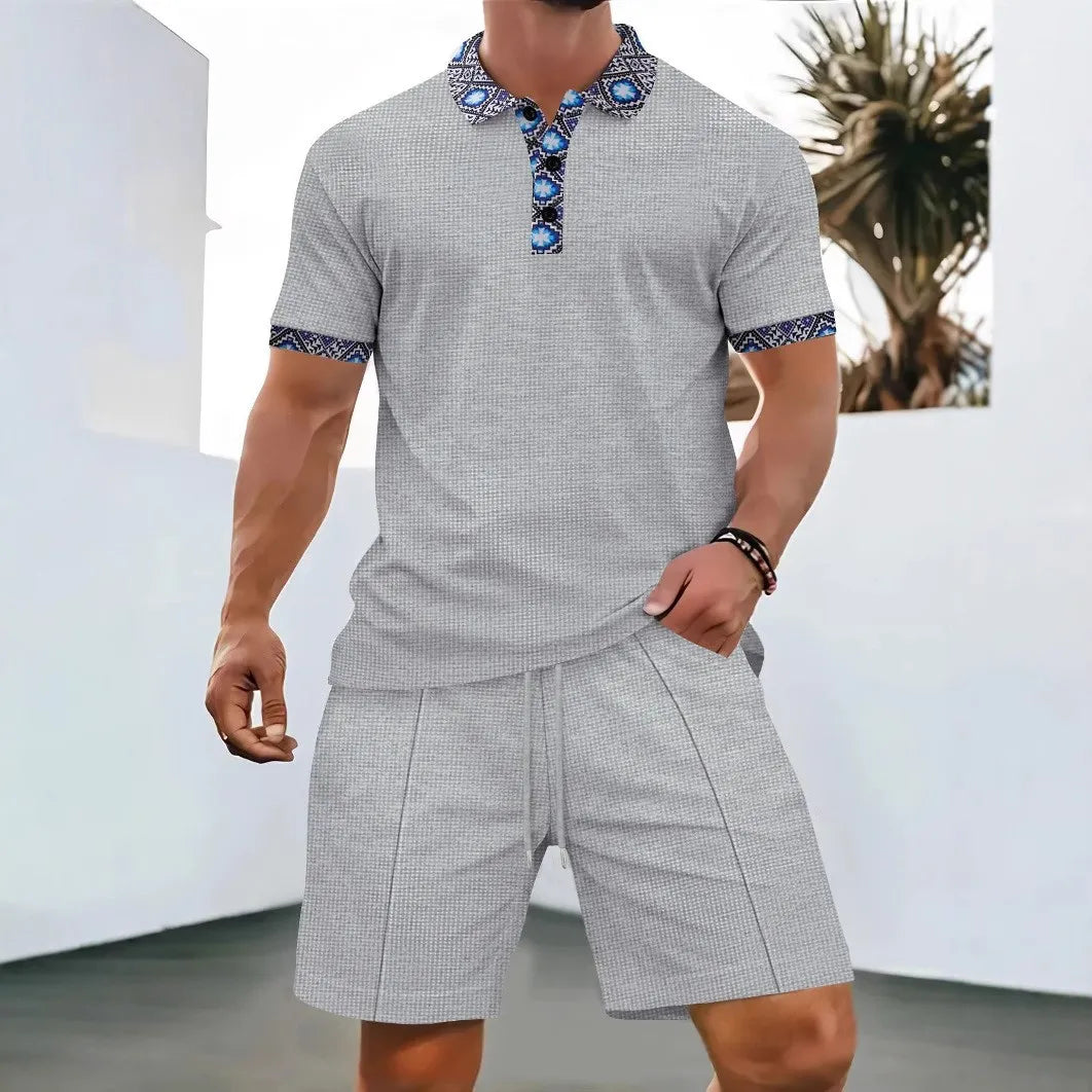 Sommer-Set mit Reißverschluss-Polo & Shorts