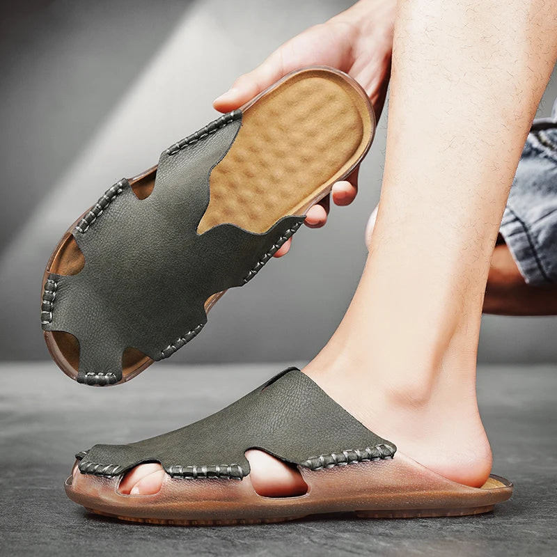 Große Herren-Ledersandalen für den Sommer