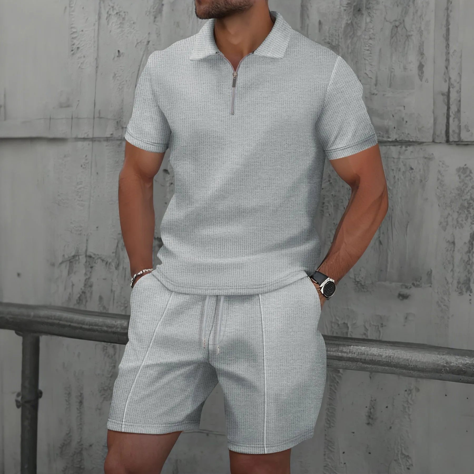 Sommer-Set mit Reißverschluss-Polo & Shorts