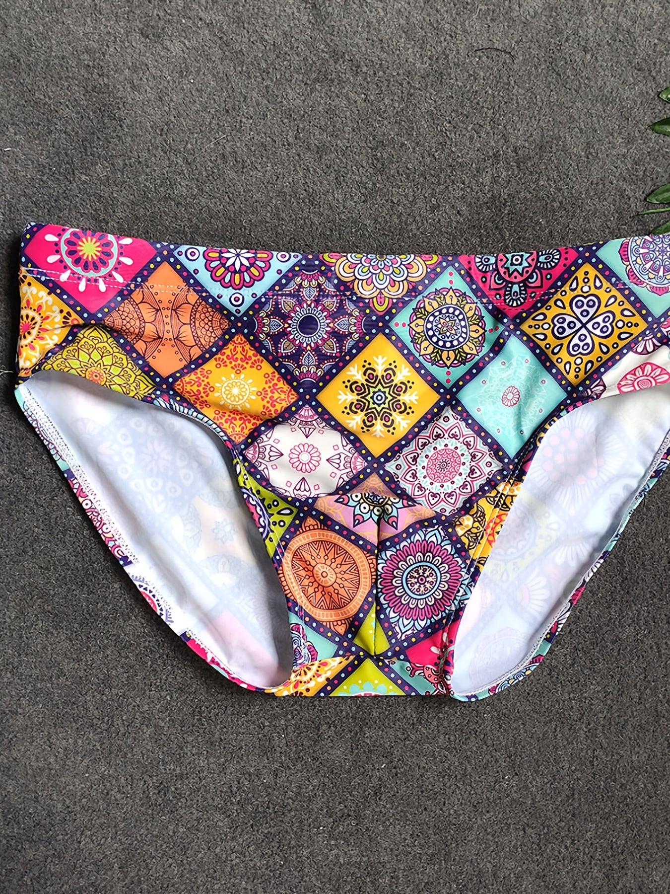 Vintage Tribal Badeshorts – Sexy Tiefer Bund & Kordel, UXH Herrenmodell