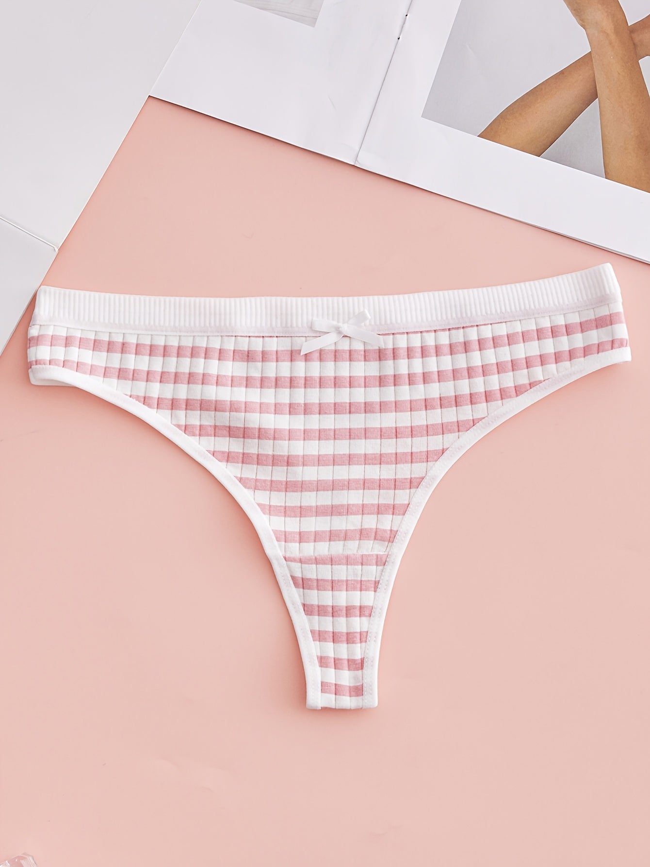 5er Pack Süße Damen-Tangas – Weich, Dehnbar & Mit Erdbeer-Print